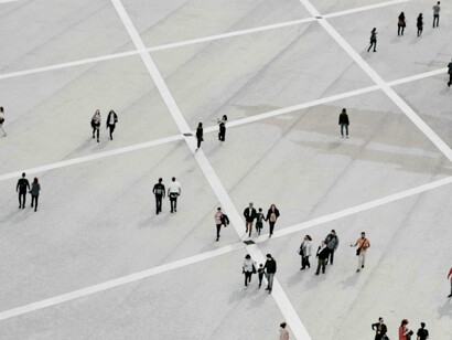 Una città autentica lascia spazio sia all'armonia sia all'imprevisto