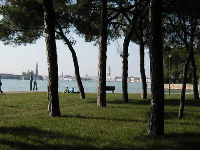 Nel verde di Sant'Elena tra chiostri, orti e giardini