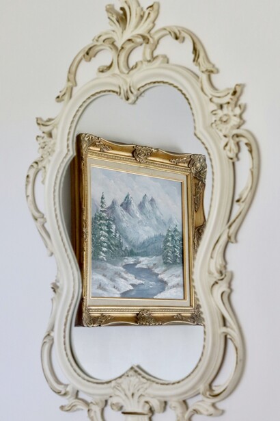 Gli altri fanno da specchio in modo più profondo se siamo connessi con loro e più lo siamo e più possiamo vedere noi stessi nell’altro