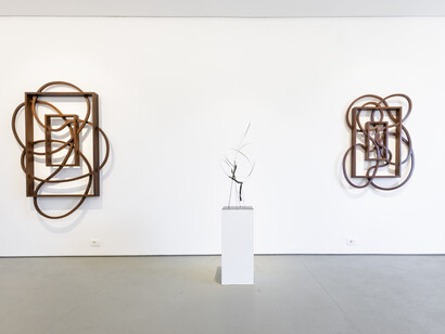 Pablo Reinoso, Oscilaciones, vista de exhibición. Cortesía de Xippas