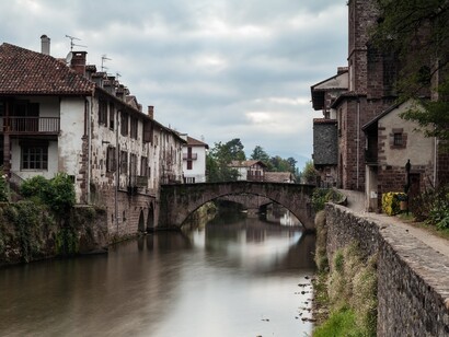 Nucleo rural al sur de Francia