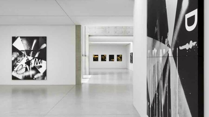 Adam Pendleton, Can I be? Ausstellungsansicht. Mit freundlicher genehmigung der Langen Foundation