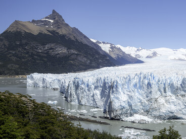 Panorámica del glaciar Perito Moreno (detalle), Parque Nacional Los Glaciares, Argentina. Los glaciares resguardan reservas estratégicas de agua dulce, indispensables para la vida, la biodiversidad y el futuro de las comunidades humanas