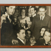 Fotografía de Alma Reed, José Clemente Orozco y Kahil Gibran, ca. 1960.  Fotografía: © Agustín Garza.  Reproducción Autorizada por el Instituto Nacional de Antropología e Historia. SECRETARÍA DE CULTURA. -INAH. -MEX