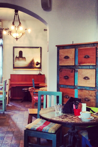 DarBistro, Corner view