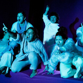 Im spiegelsaal. Mit freundlicher genehmigung des Deutschen Theaters