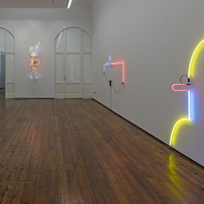 Keith Sonnier. Courtesy of Galleria Fumagalli