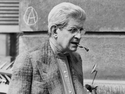 Jacques Lacan, psiquiatra y psicoanalista francés conocido por los aportes teóricos que hizo al psicoanálisis