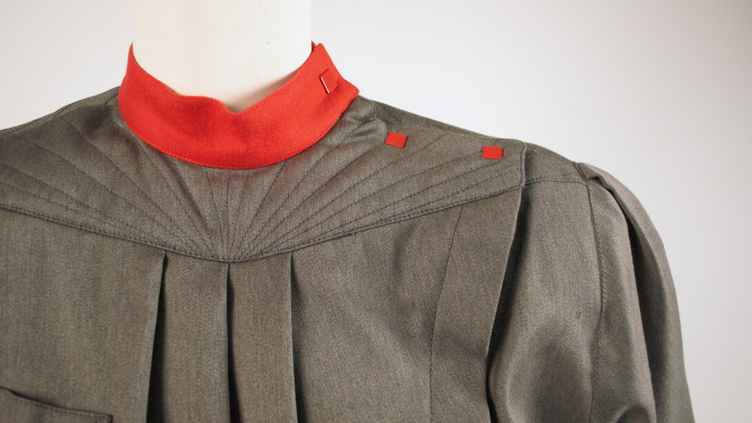 Fashion from Paris. A donation of Erika Hoffmann, piece in exhibition. Courtesy of Staatliche Museen