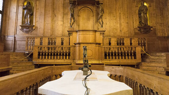 Transanatomy, installation view. Al centro, Roberto Pugliese, Equilibrium Variant, 2011. Ph Alessandro Gaffuri, courtesy il fotografo
