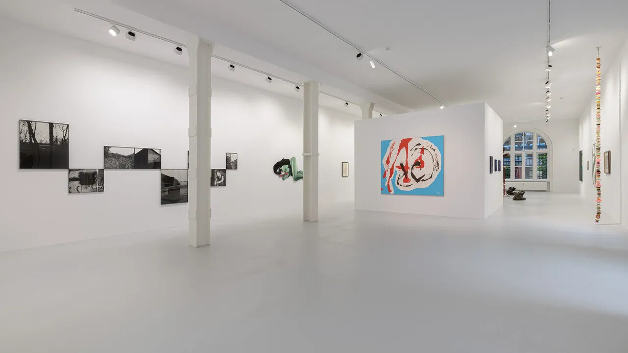 Various artists, Symptoms, exhibition view. Courtesy of Galerie Nordenhake