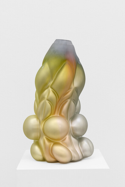Hanna Hansdotter, Baby baroque, rainbow metallic, 2026. Courtesy of The Hole