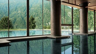 Lefay Resort & SPA Dolomiti Pinzolo, indoor-outdoor pool
