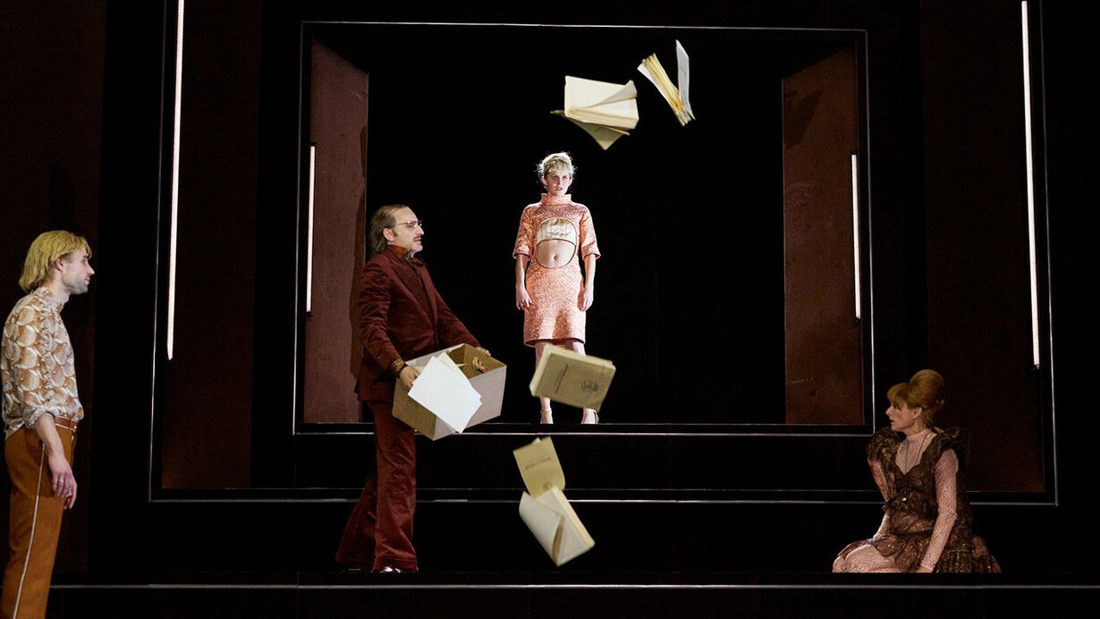 Die katze auf dem heißen blechdach. Courtesy of the Deutsches Theater