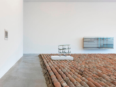 Schneller werden ohne Zeitverlust, Exhibition view. Courtesy of Galleria Lia Rumma