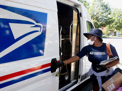Las labores del Servicio Postal de Estados Unidos enfrentan una campaña de desprestigio por parte de Trump