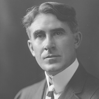 Zane Grey, escritor estadounidense, célebre por sus novelas del Oeste