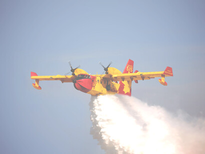 Canadair, concepito per la lotta aerea antincendio
