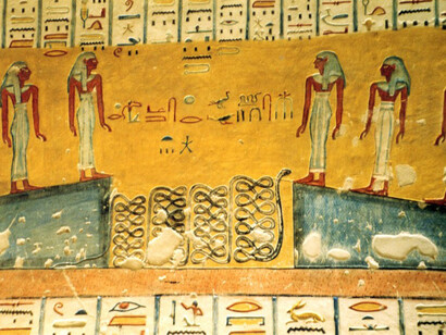 Apofis en el reino de los muertos (Duat), representaba en la mitología egipcia a las fuerzas maléficas que habitan el Duat y a las tinieblas. Apofis era la encarnación del caos así como de la insurrección armada