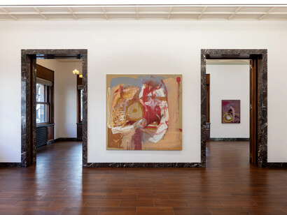 Austyn Weiner, Something borrowed, something plum, exhibition view. Courtesy of Galleria Massimo De Carlo 