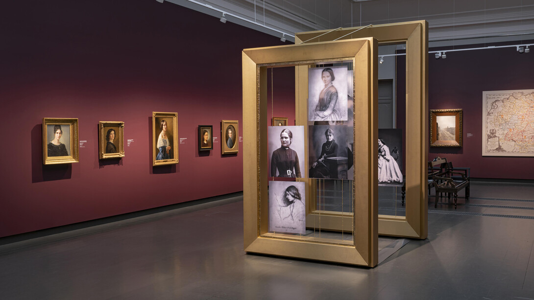 Crossing borders, exhibition view. Courtesy of Ateneum Art Museum