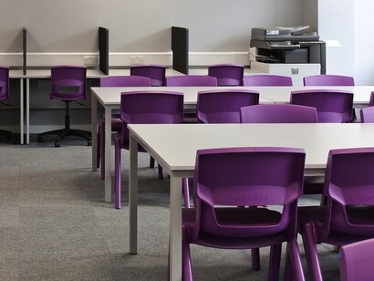 La diversità non è un difetto, ma una forza: abbraccia la tua unicità come faresti con un calzino spaiato
