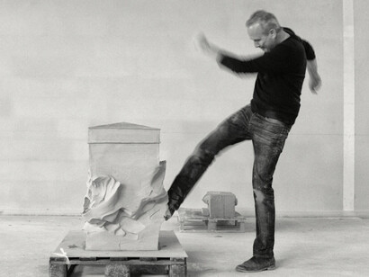 Erwin Wurm. Courtesy of 21er Haus