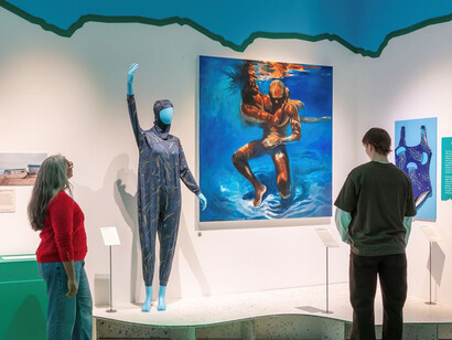 Splash! A century of swimming and style, exhibition view. Courtesy of the Design Museum