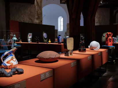 In the name of clay: 50 years of italian ceramic art, exhibition view. Courtesy of Museum of Decorative Arts and Design