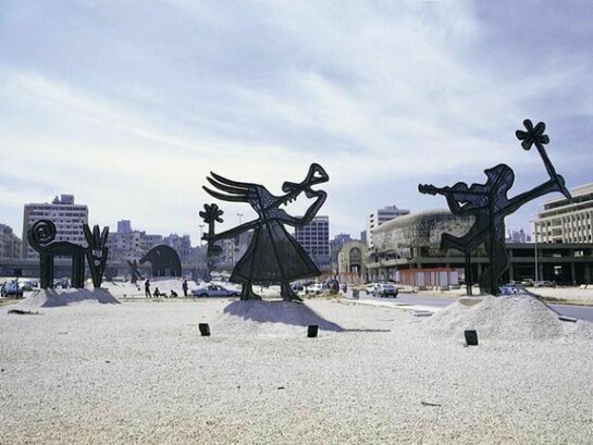 Nadim Karam & Atelier Hapsitus, (Makram el-Kadi, Naji Moujaes, Karim Moallem, Micheal Habib), ‘Untitled’, 1997-2000, Downtown Beirut
Courtesy the artist and Ayyam Gallery