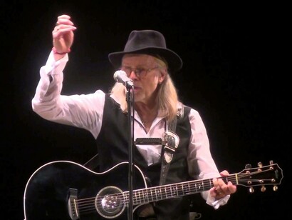 Elliott Murphy durante una actuación en directo