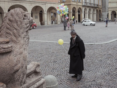 Elio Germano in una scena del film Volevo nascondermi