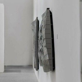 Installation View, Aref Montazeri, Immortal Mirror, 2024. Courtesy of Leila Heller Gallery