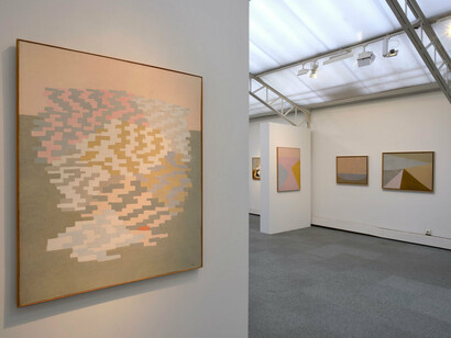 Vera Pagava, Corps Célestes, Exhibition view. Courtesy of Jeanne Bucher Jaeger