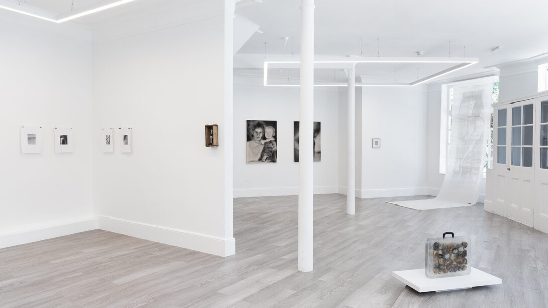 Various artists, The desert wind will salt your ruins, exhibition view. Courtesy of Krupa Gallery
