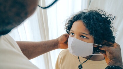 O uso de máscaras: uma defesa simples, mas vital, na luta contra o Covid-19