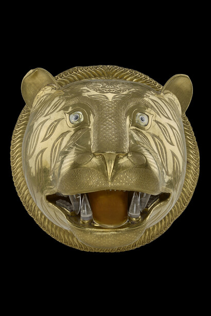 Tiger’s head from the throne of Tipu Sultan
Gold, c.1750-1800. Royal Collection Trust | © Her Majesty Queen Elizabeth II 2015

