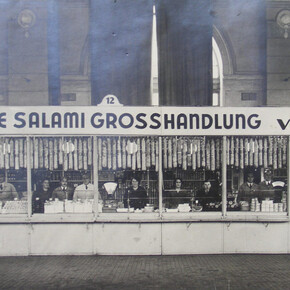 Italian heritage, hungarian pride. Courtesy of the Hungarian Museum of Trade and Tourism