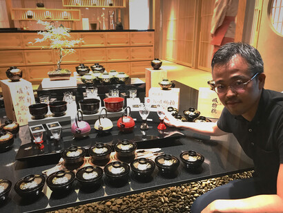 Japanese Crafts Co., Ltd. President Nariyuki Matsuzawa at China exhibition