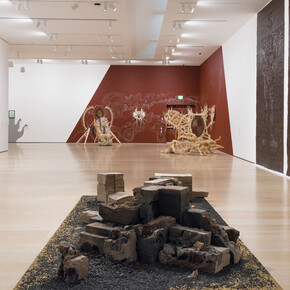 Various artists, Several eternities in a day: form in the age of living materials, exhibition view. Courtesy of Hammer Museum