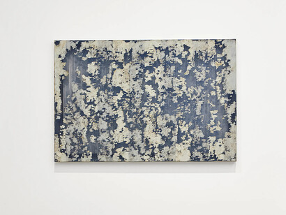 Edith Dekyndt, Notes on what is what, exhibition view. Courtesy of Marian Goodman Gallery 