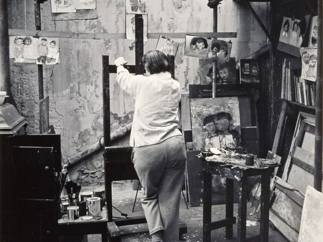 Joan Eardley in Studio