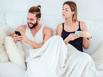 Quítate tú que es el móvil el que ocupa mi corazón
