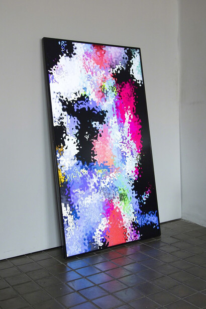 Daniel Canogar. Courtesy of Mark Moore Gallery