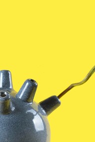 Matteo Giannerini, MINE, 2019 - Dettaglio Tulipaniera con singolo fiore rettangolare - foto Lorenzo Stefanini 