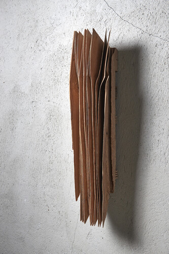 Herbert Golser, Aus Anderer Zeit Andere Zeit, 2013, pear wood, 20 x 20 x 80 cm