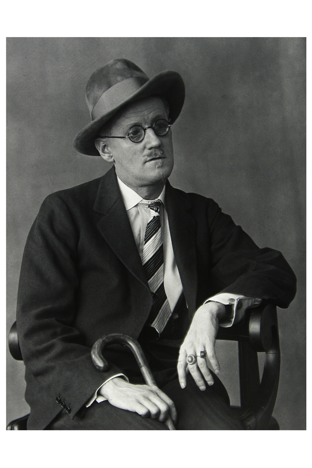 Berenice Abbott, James Joyce, 1926 © Estate of Berenice Abbott/Getty Images. Image courtesy of Huxley-Parlour Gallery