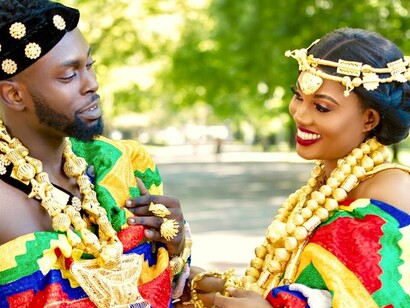 Marido e mulher em ritual de casamento, Ghana