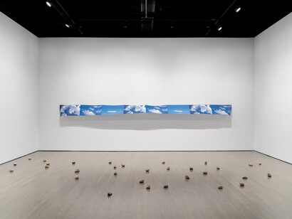 Hannah Claus, Tsi iotnekahtentiónhatie (Tiohtiàke), vue de l'exposition. Avec l'aimable autorisation de la galerie d'art Leonard et Bina Ellen