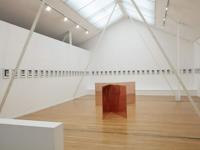 Adrian Sauer, Exhibition view. Courtesy of Galeria Helga de Alvear